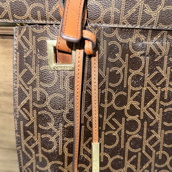Calvin Klein Women's Brown Tote Shoulder Bag - Picture 3 of 8